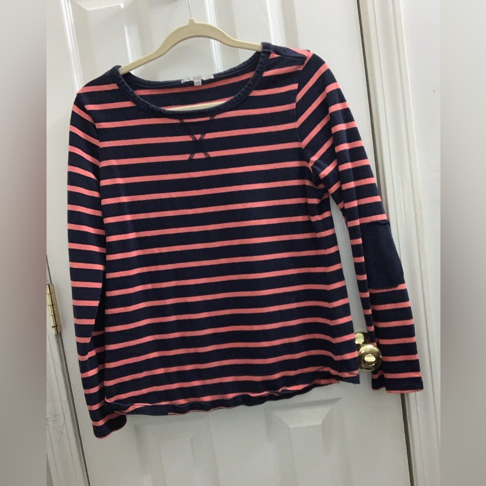 Gap Sweater.  Gently used, normal wear.